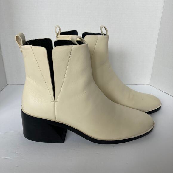 Mercedes Castillo Off White Xandra Chelsea Ankle Boot Size 11 - Picture 1 of 13
